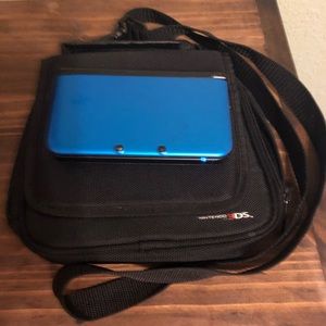Nintendo3DS XL Blue edition